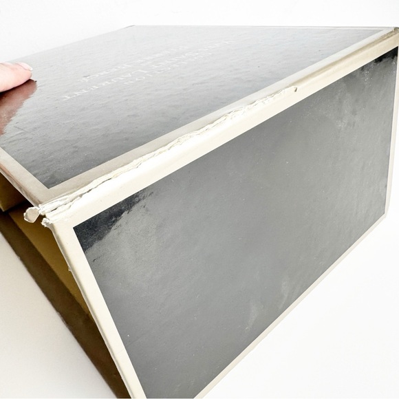 Christies Six Volume Auction Catalog, Yves Saint Laurent and Pierre Berge, 2009 - Picture 15 of 15